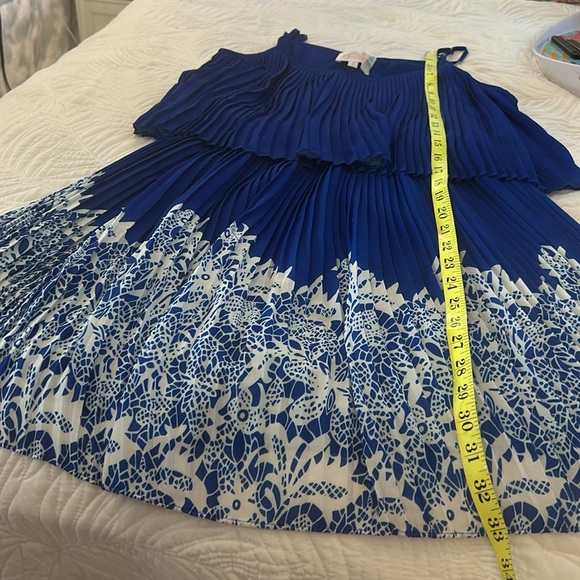 Devlin Dress - Picture 8 of 11